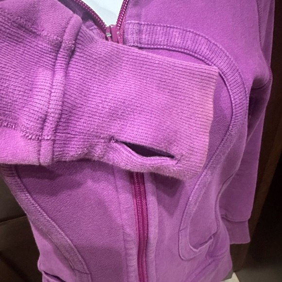 Lululemon purple scuba hoodie size 4 - Picture 4 of 5